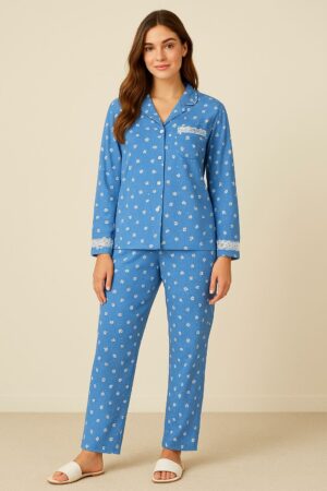 Pyjama  bleu fleuri avec Dentelle discrète