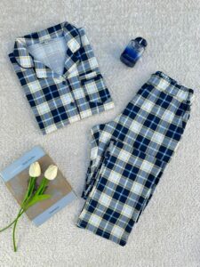 Pyjama chemise coton à carreaux pour femme
